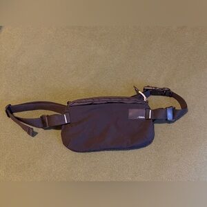 Matador black cross bag